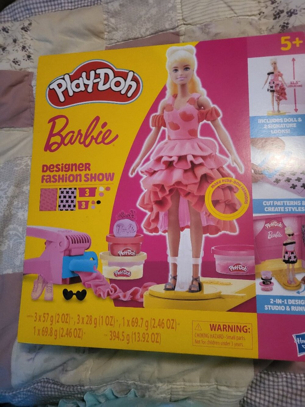 NIB Play-Doh Barbie Designer Fashion Show Playset